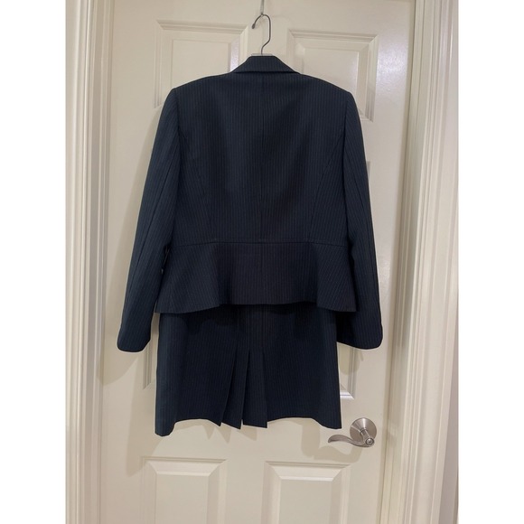 tahari arthur s levine women 2- piece suits size 10 - Picture 2 of 16